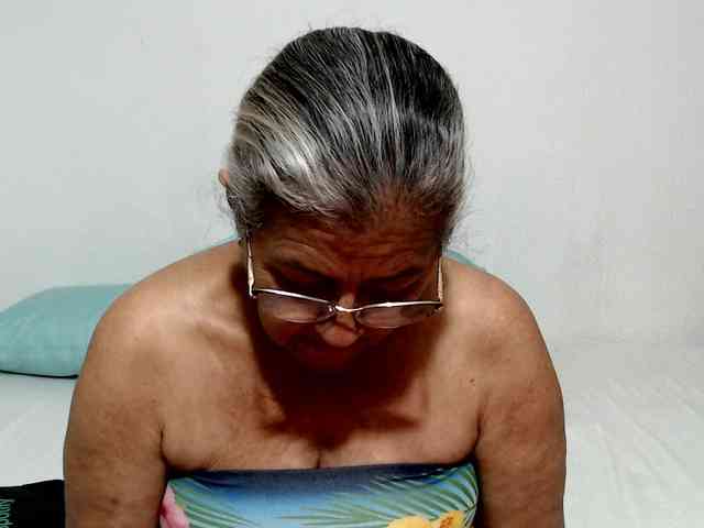 candy-mature webcam