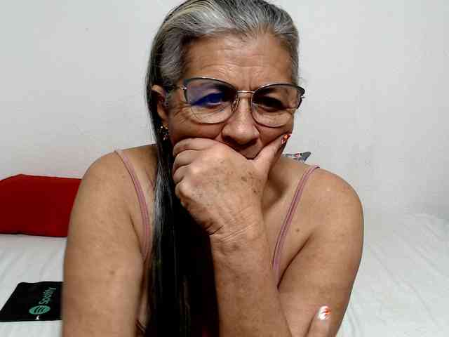 candy-mature webcam