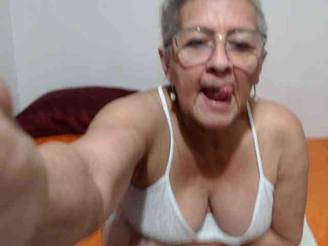 candy-mature webcam