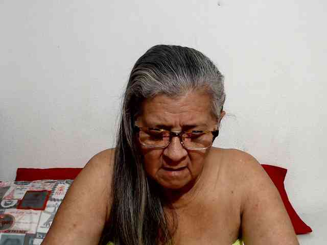 candy-mature webcam