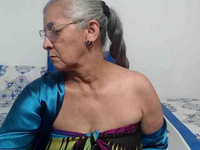 candy-mature webcam