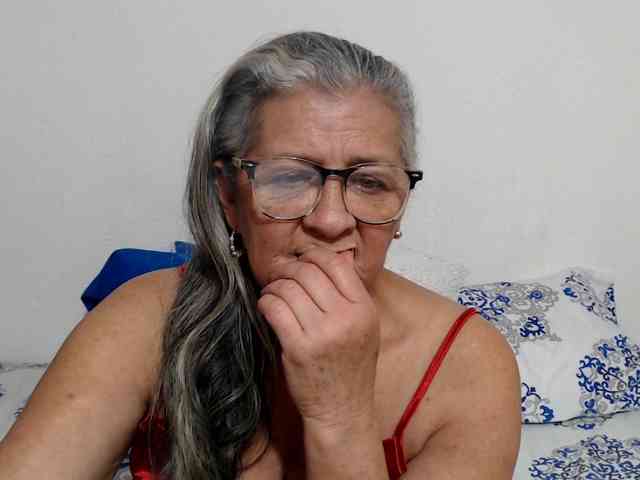 candy-mature webcam
