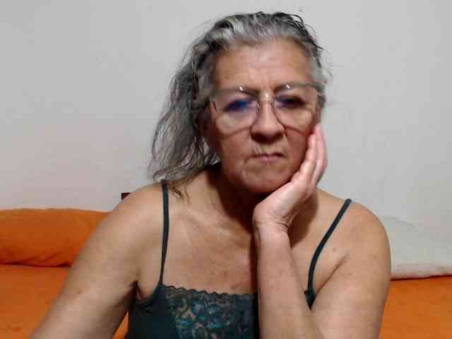 candy-mature