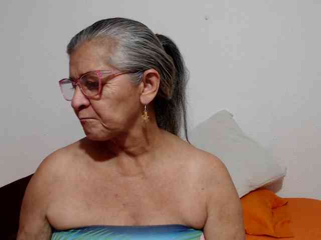 candy-mature webcam