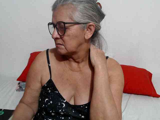 candy-mature webcam