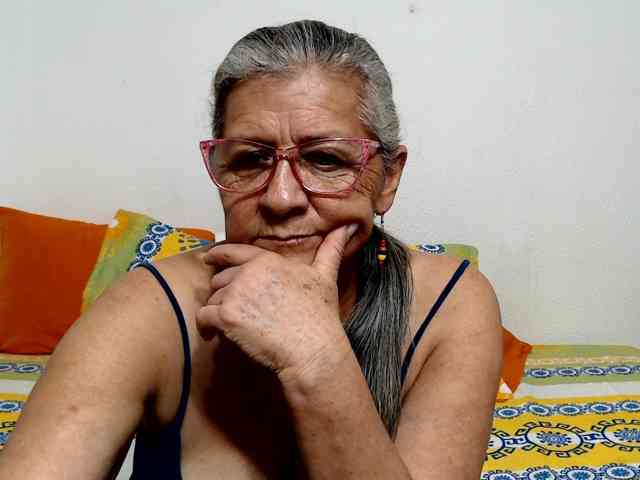 candy-mature webcam
