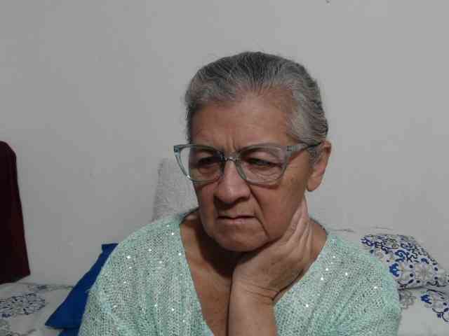 candy-mature