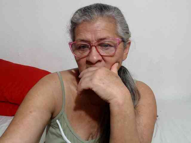 candy-mature webcam
