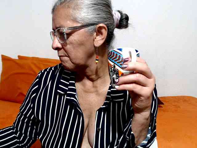 candy-mature webcam