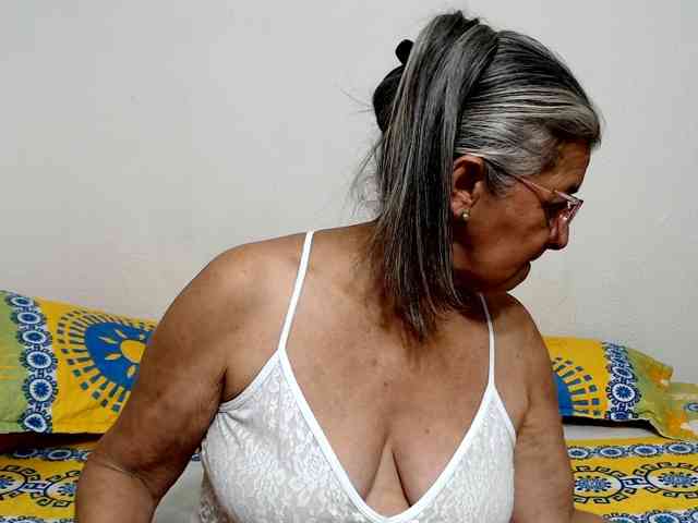 candy-mature webcam