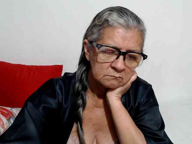 candy-mature webcam