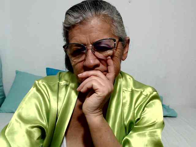candy-mature Live Webcam on BongaCams