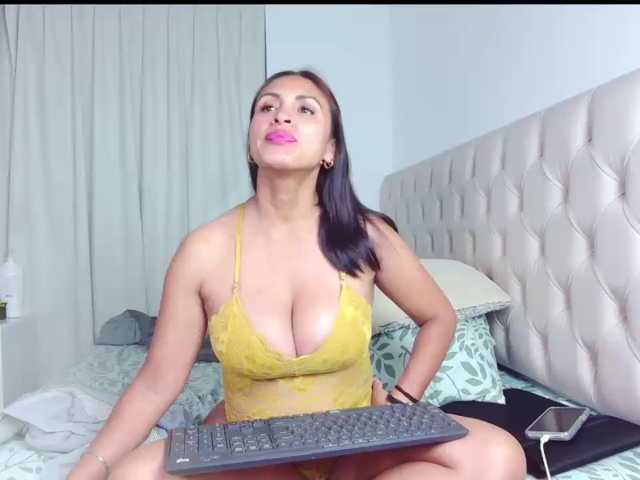 MsFreya live cam on BongaCams