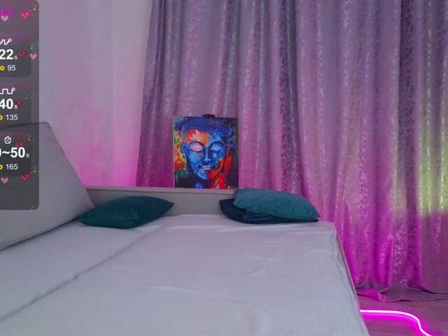 lovememoreamore live cam on BongaCams