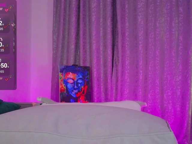 lovememoreamore live cam on BongaCams