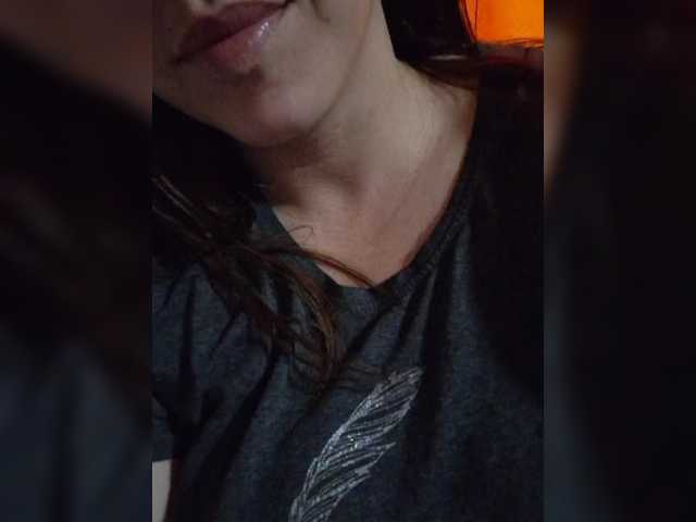 TenderBerry, en directo ahora en BongaCams