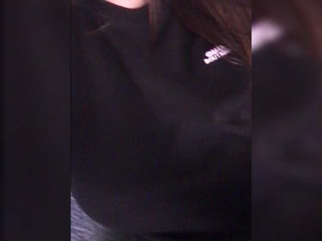 TenderBerry's BongaCams show and profile