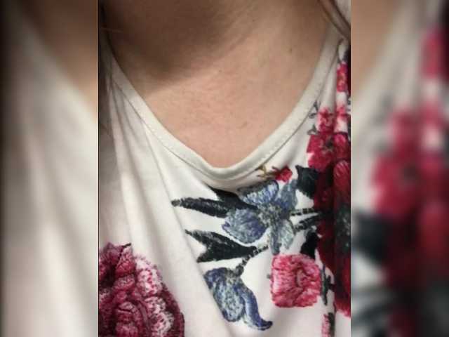 TenderBerry's BongaCams show and profile