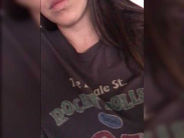 TenderBerry's BongaCams show and profile