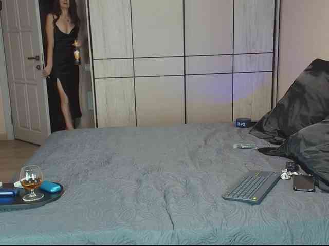 Maya_zabava webcam