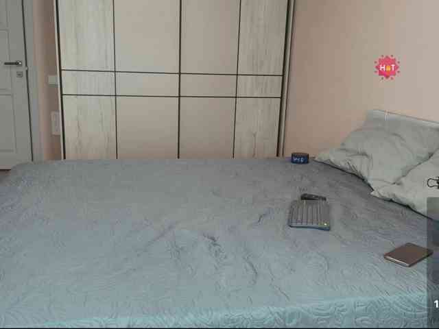 Maya_zabava webcam