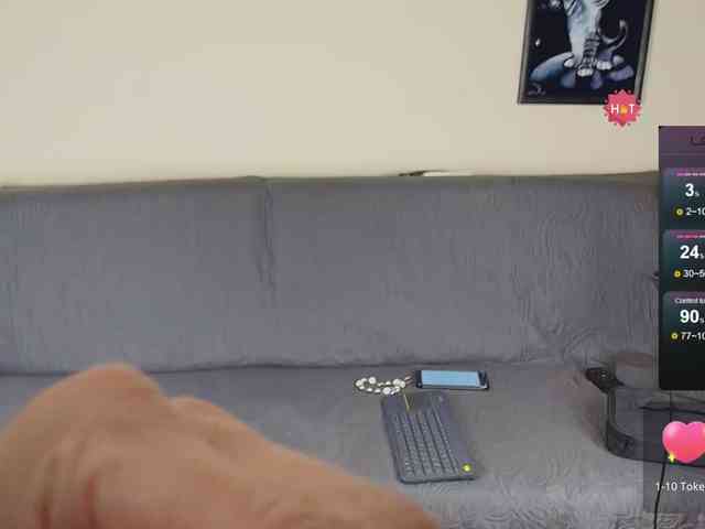 Maya_zabava webcam