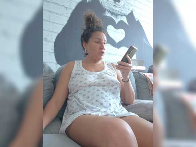 natalia1987, en vivo ahora en BongaCams