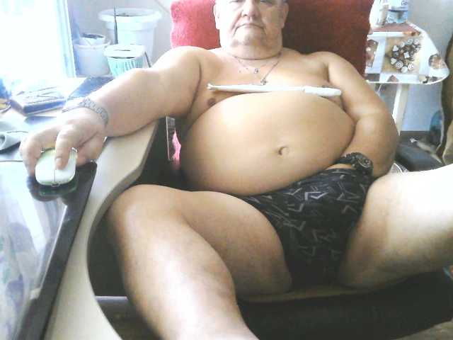 leo2008842