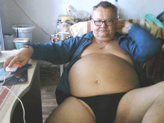 Leo2008842