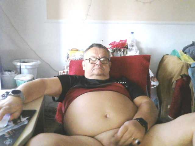 leo2008842
