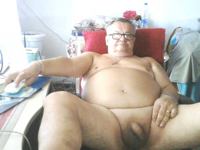 leo2008842