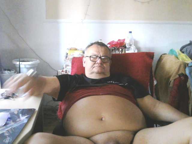 leo2008842