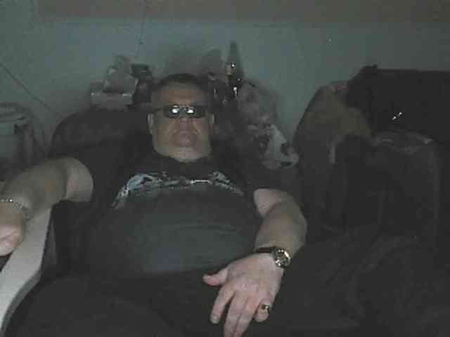leo2008842