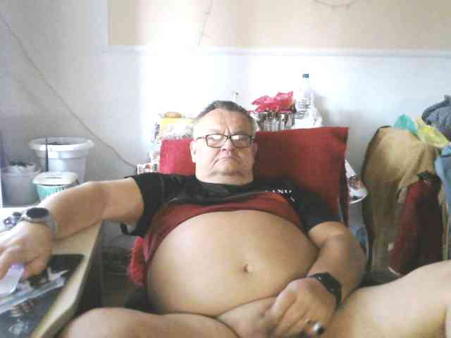 leo2008842