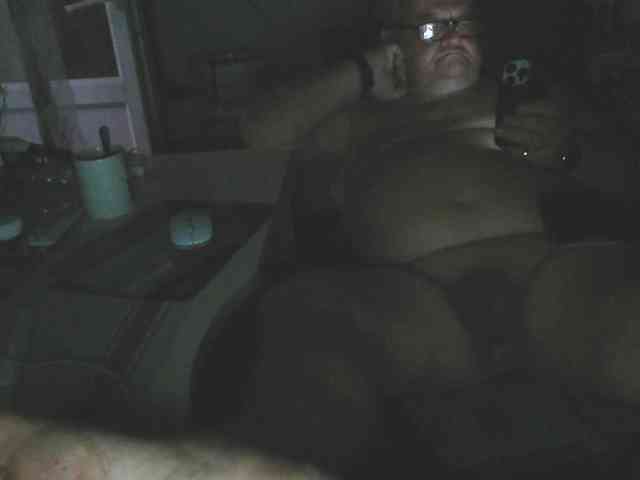 leo2008842 Sex Cam Show
