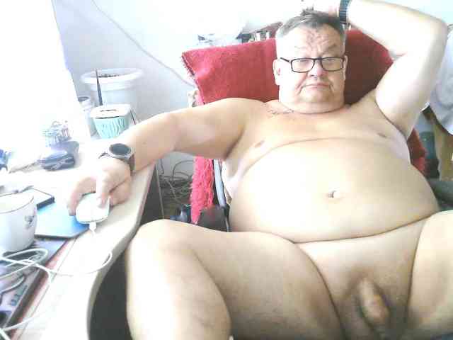 leo2008842
