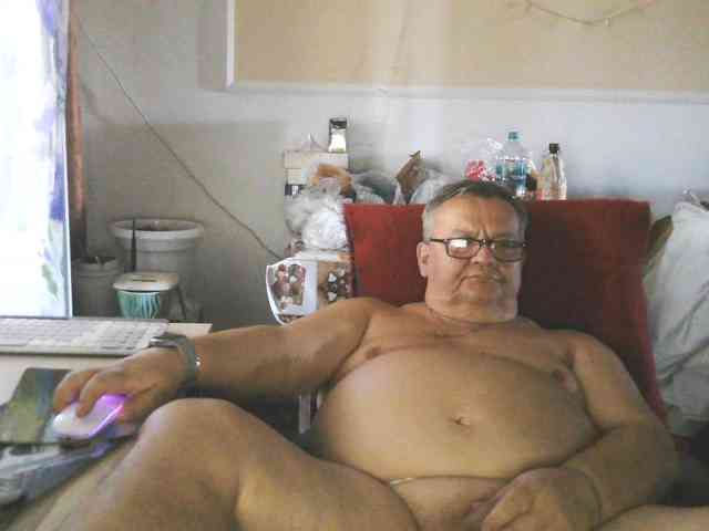 leo2008842