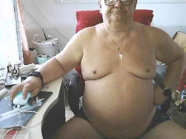 leo2008842 Sex Cam Show