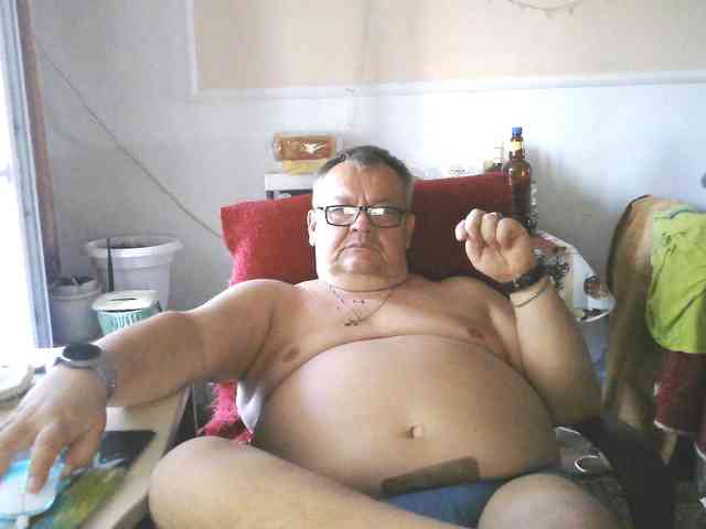 leo2008842