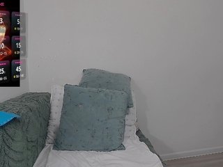 EllaSwan Porn Show