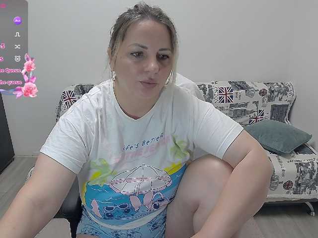 EllaSwan live cam on BongaCams