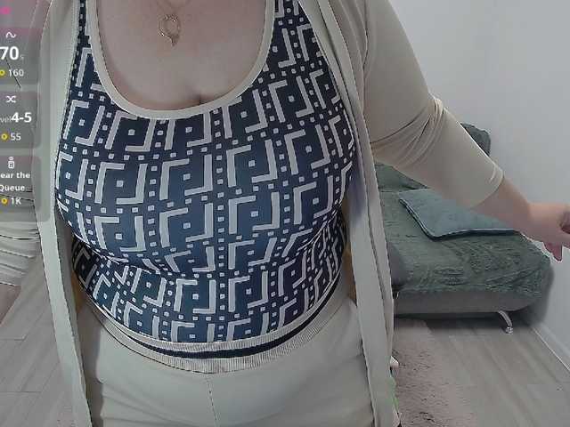 EllaSwan