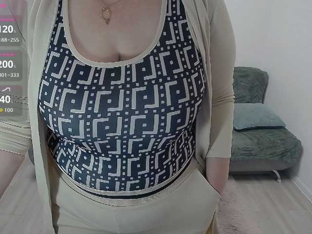 EllaSwan
