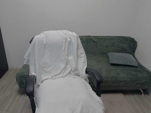 EllaSwan live cam on BongaCams