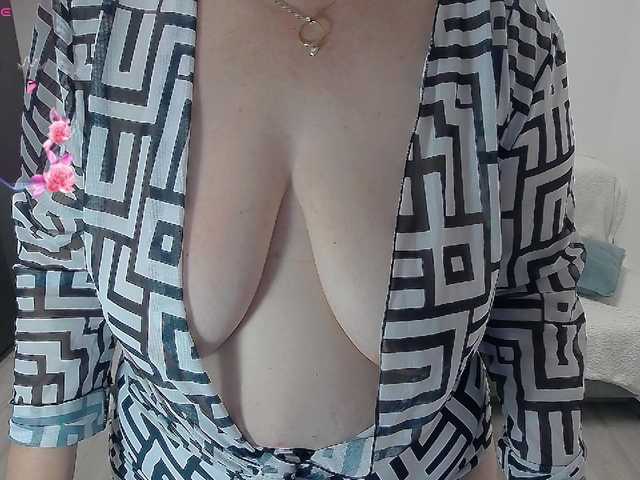 EllaSwan live cam on BongaCams