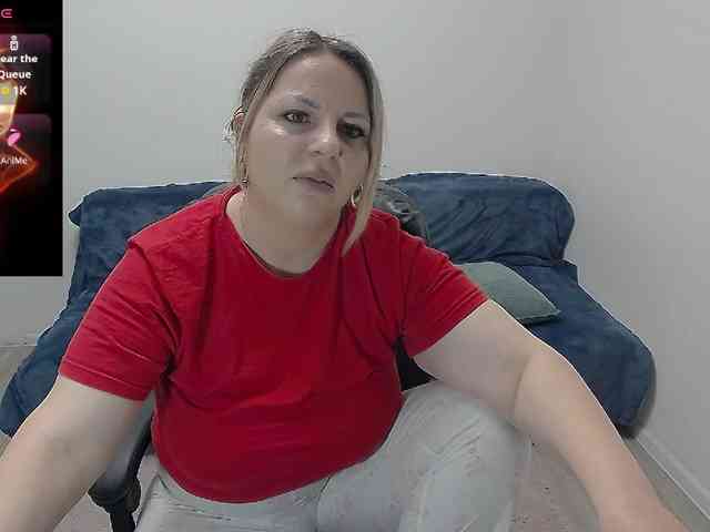 Modèle: EllaSwan