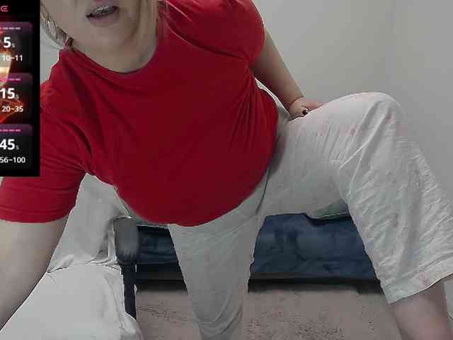 EllaSwan webcam