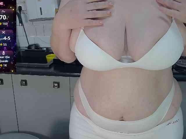 EllaSwan