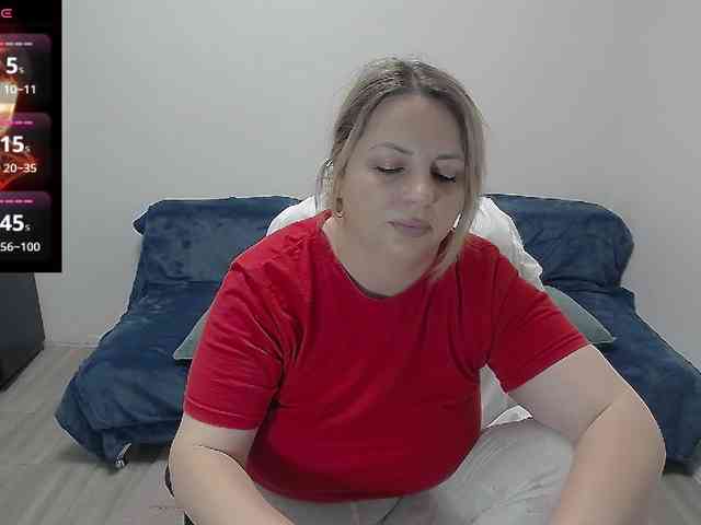 EllaSwan webcam