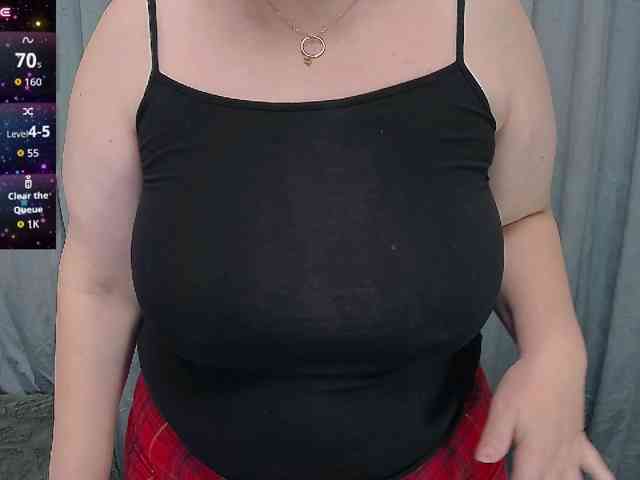 EllaSwan webcam
